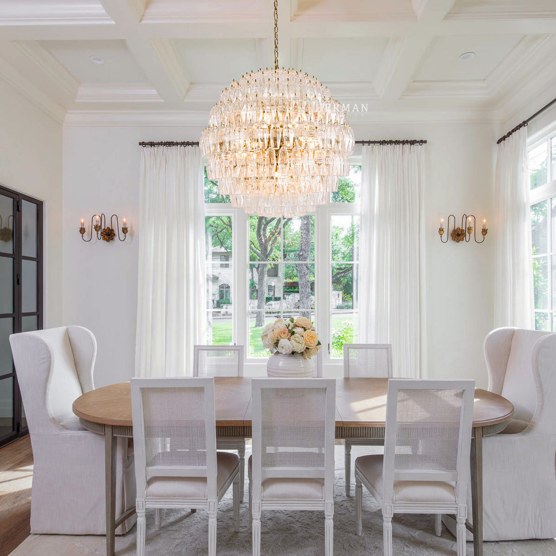 Clear Sorrento Chandelier 28"