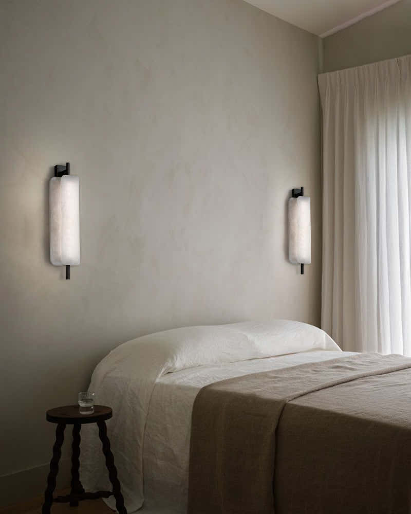 Modern Linear Black Metal Elegant Alabaster Pendant for Living room Lighting