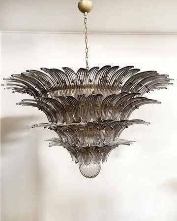 Murano Chandelier – Palmette – 163 glasses – Smoked