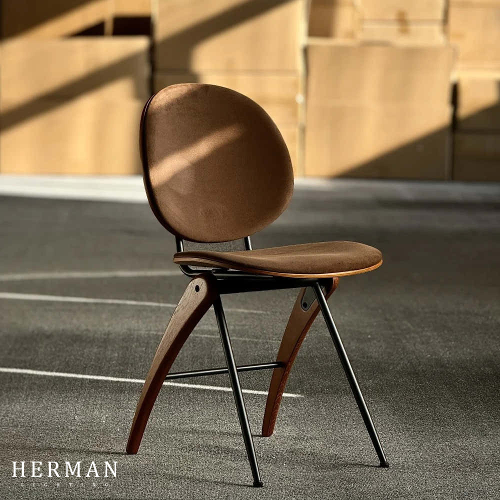 Pioneer Craft Chair