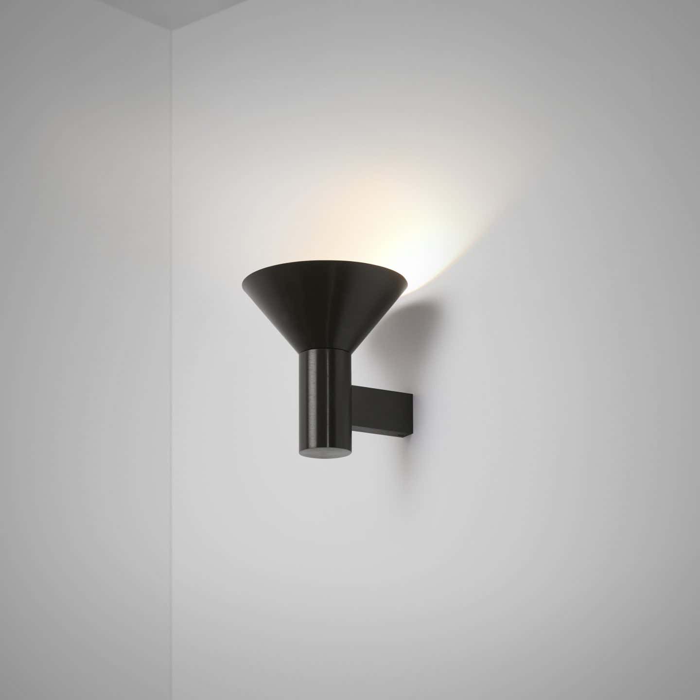 Torres  Alabaster Wall lamp