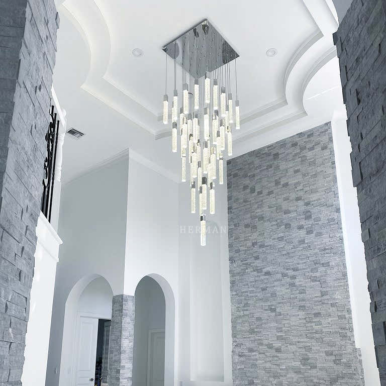 Sparkling Night Chandelier Vertical // XL  25  Light