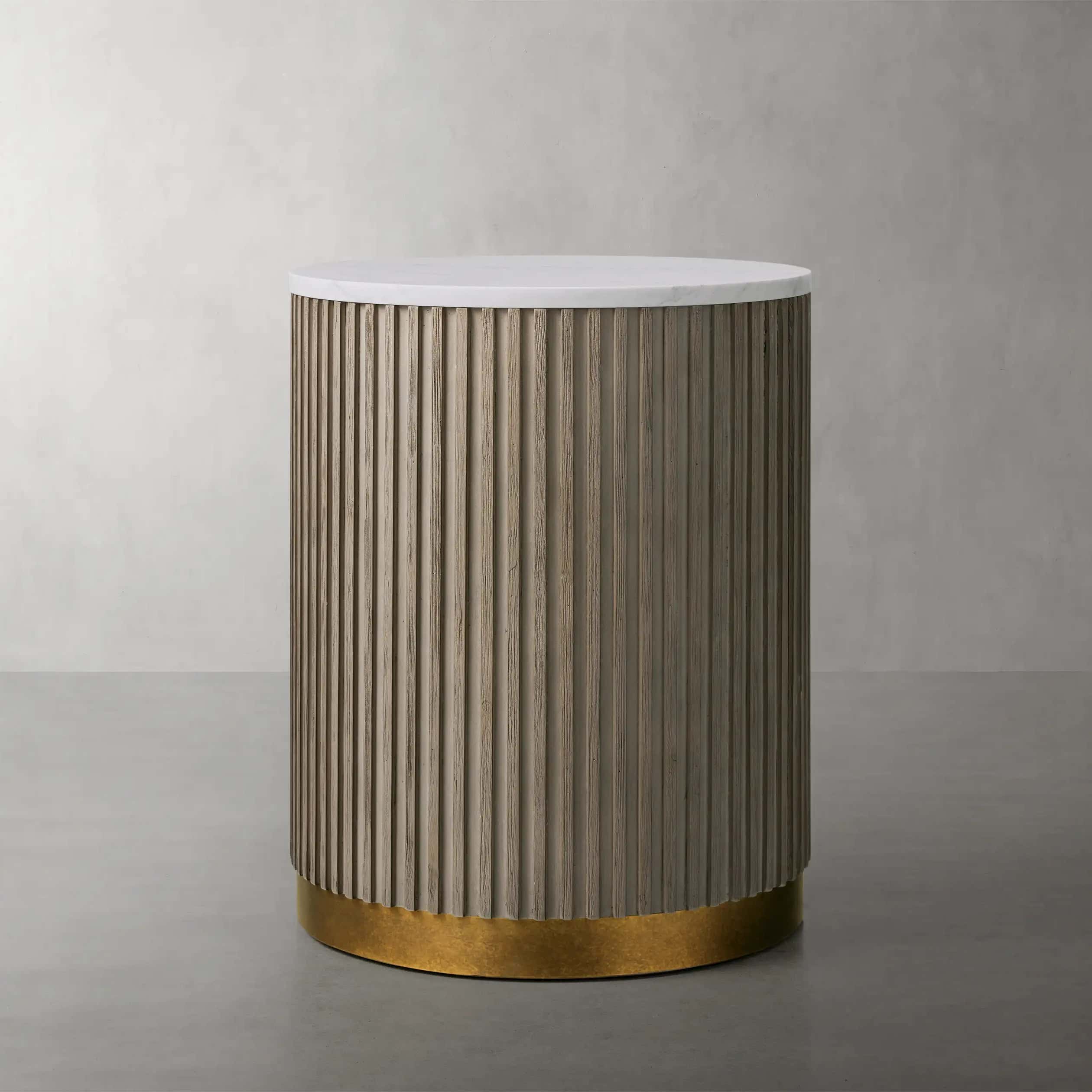 Arden End Table in Oak