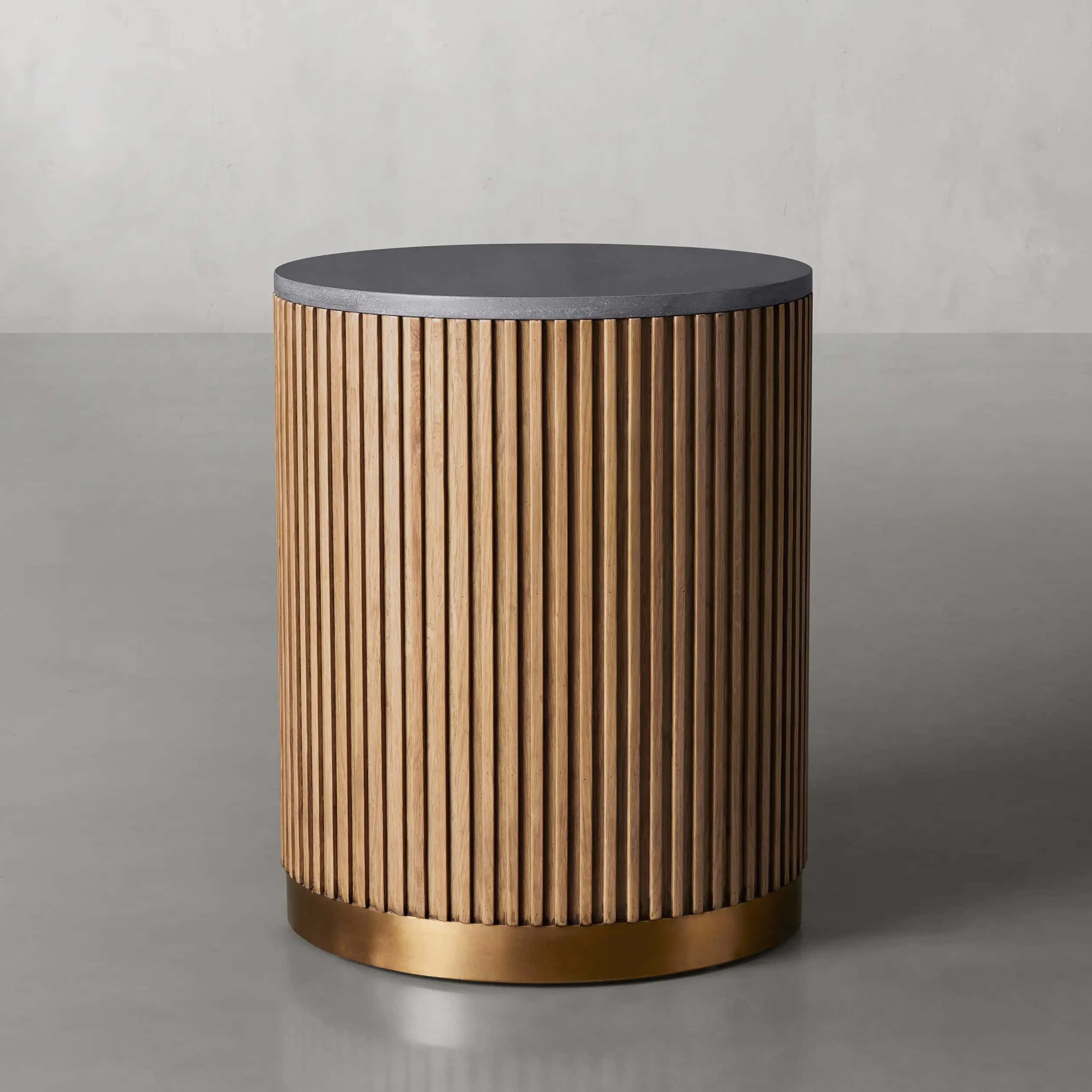 Arden End Table in Oak