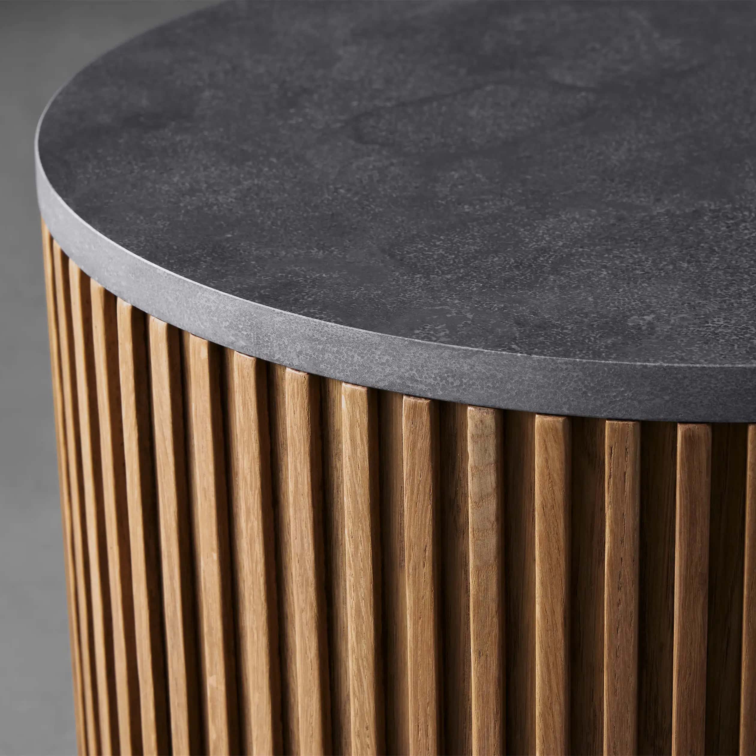 Arden End Table in Oak