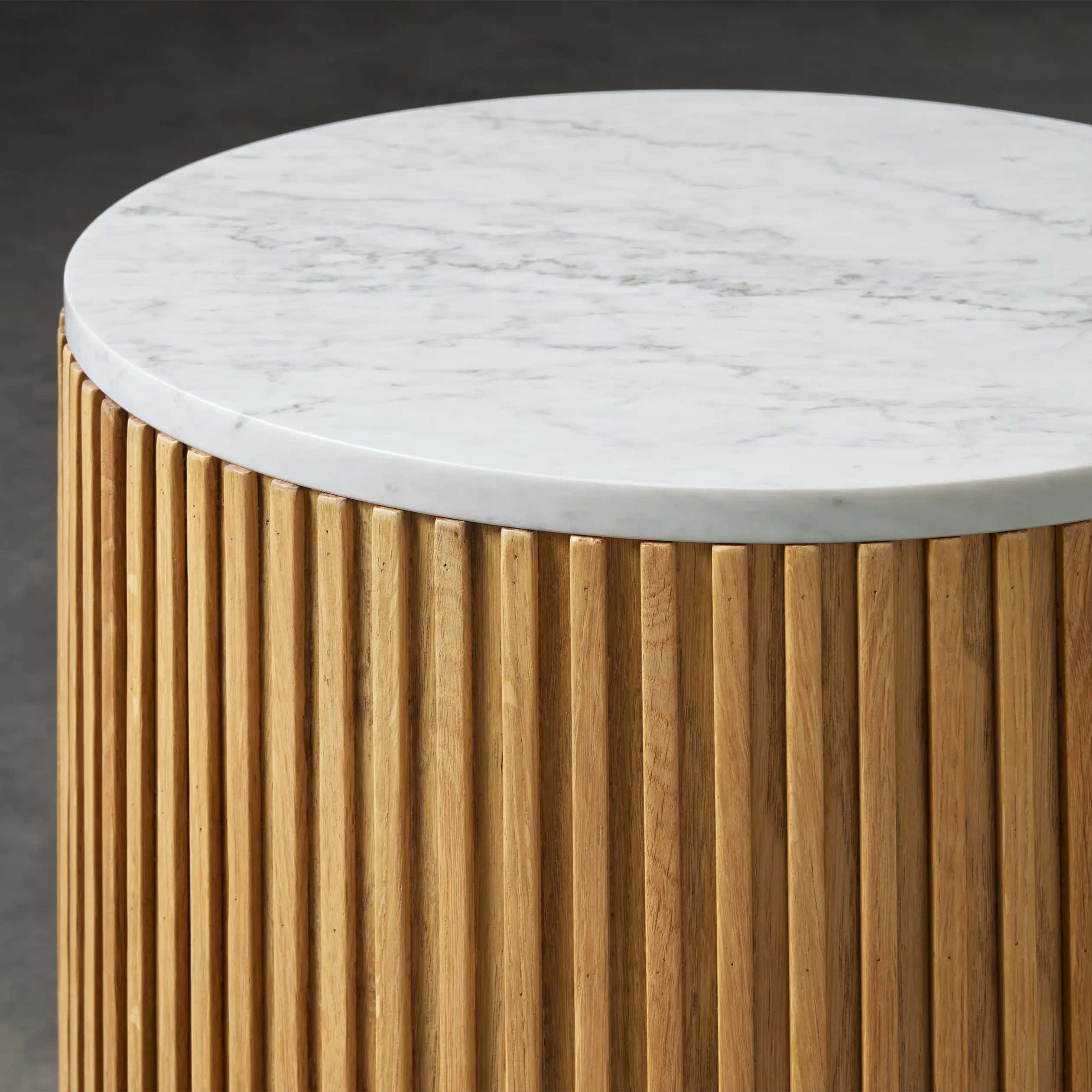 Arden End Table in Oak