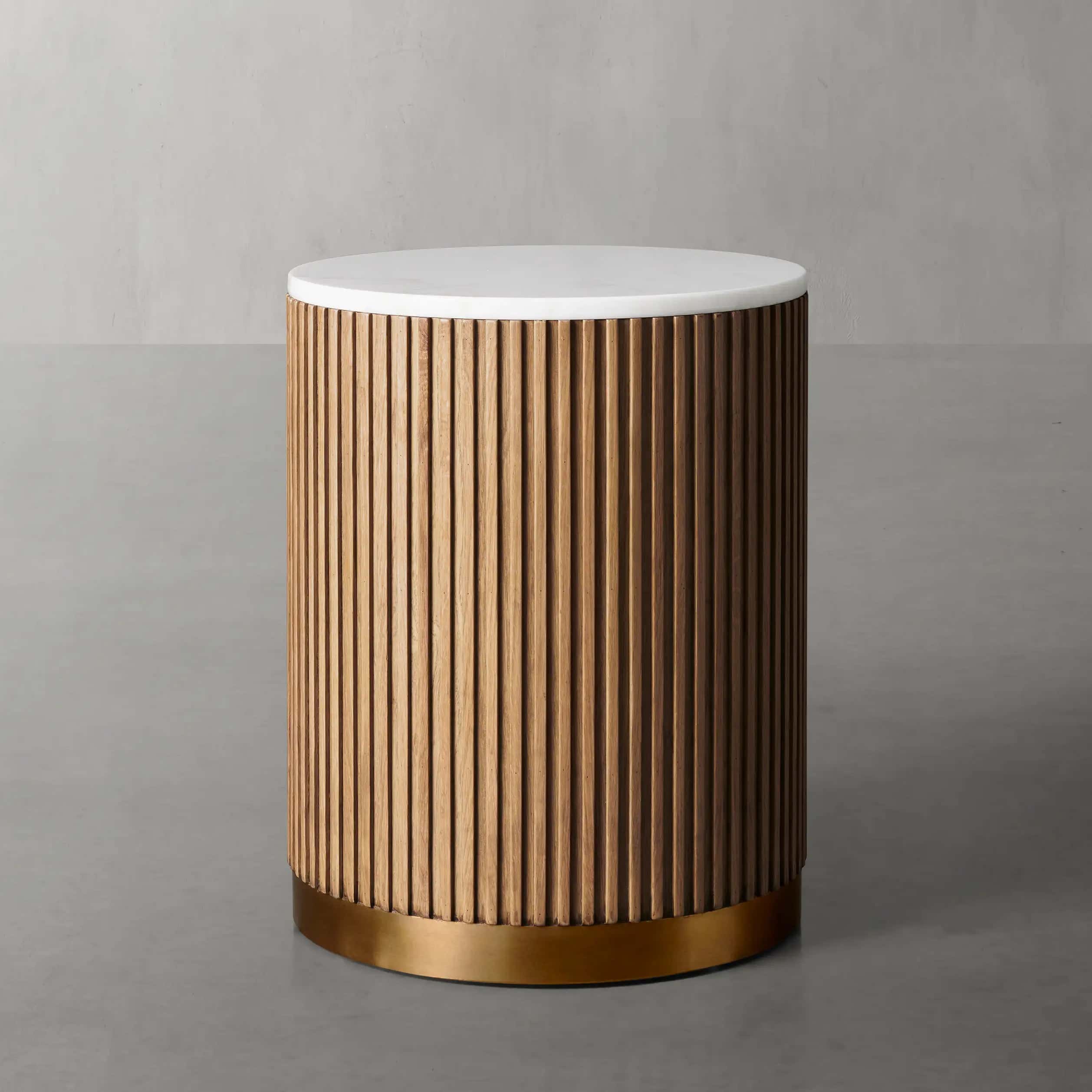 Arden End Table in Oak