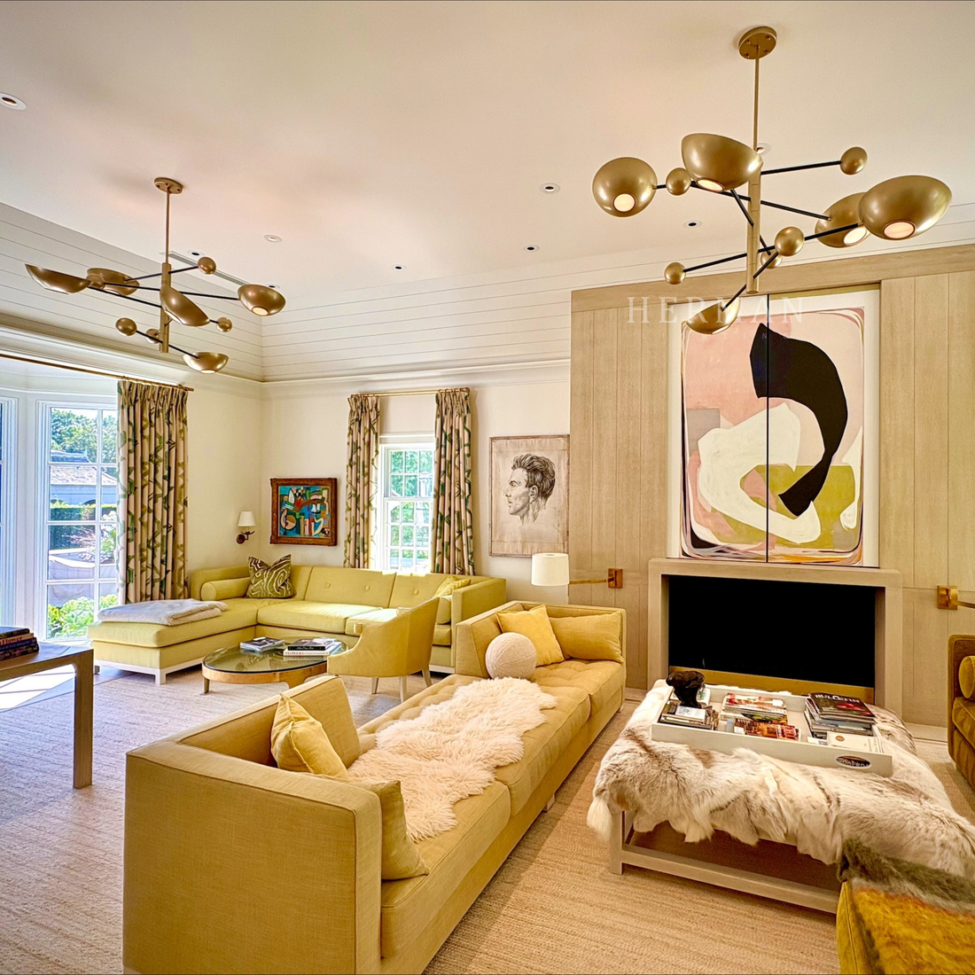 Salinas Modern Brass Chandelier - (Antique Brass Finish | Black Finish | Matte Glass)
