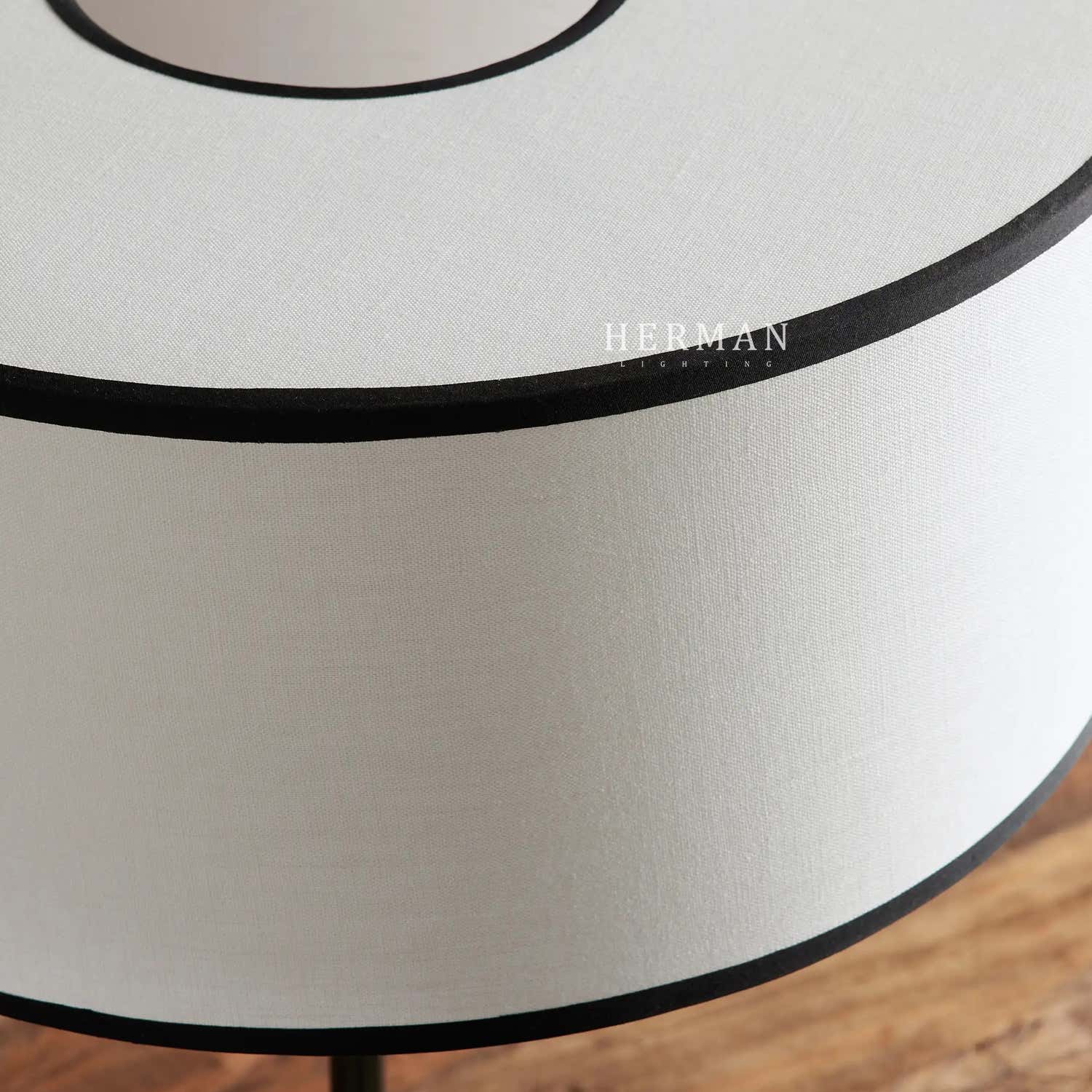 Daphne Table Lamp
