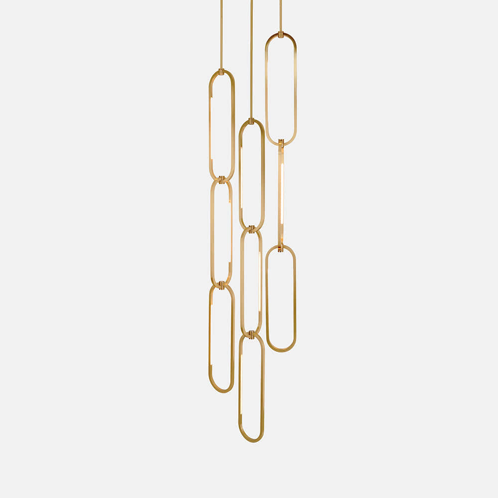 Oval chain cluster pendant