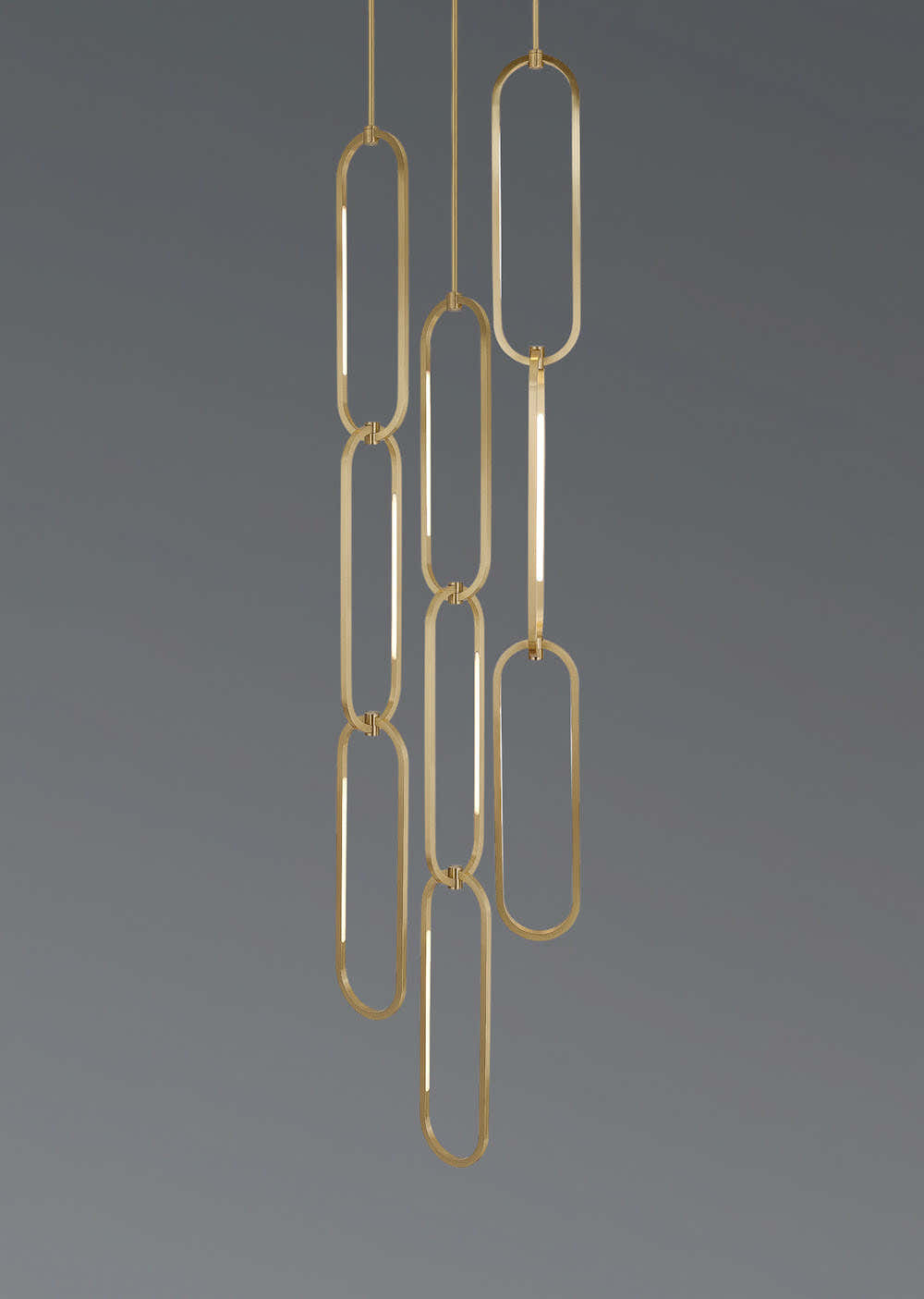 Oval chain cluster pendant