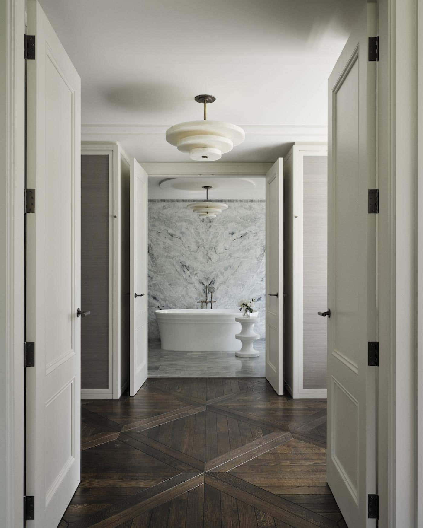 White onyx pendant light