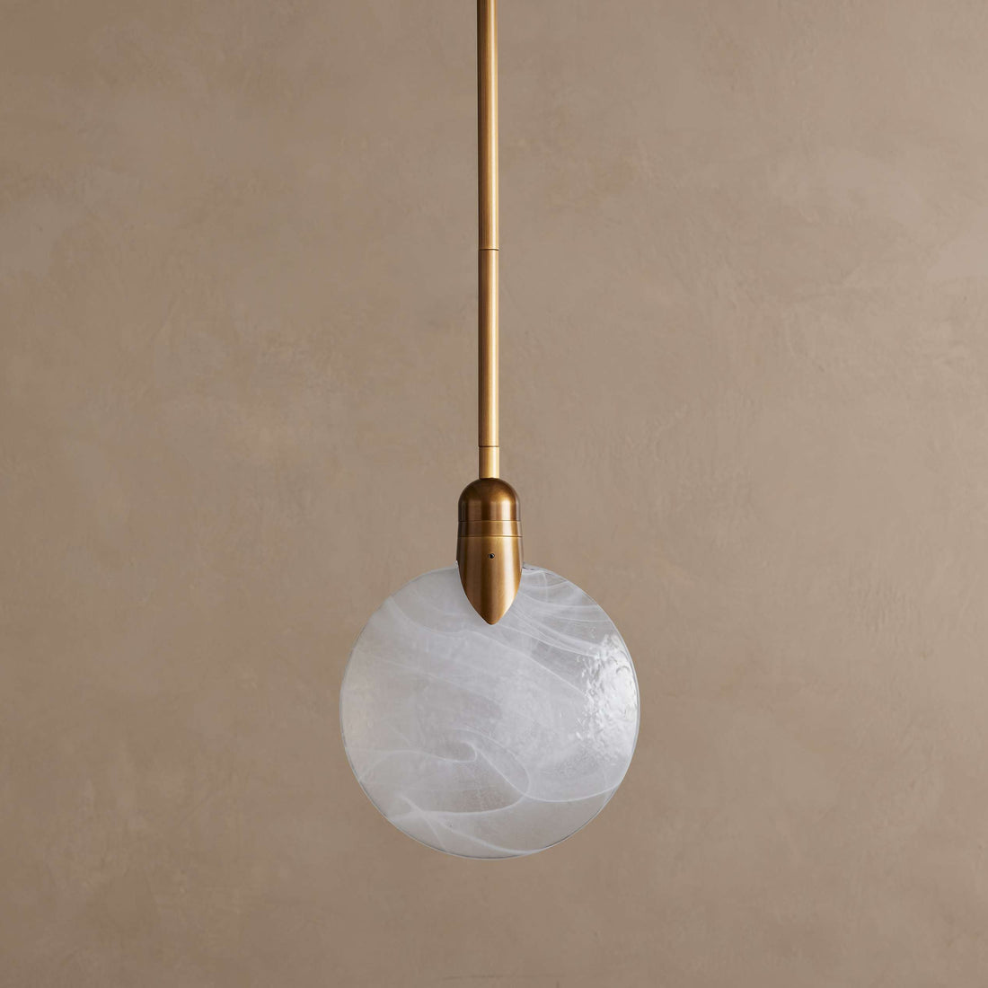 Lyla Single Pendant
