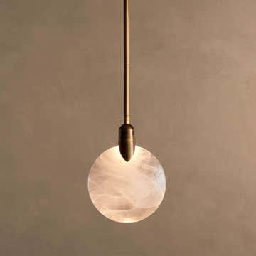 Lyla Single Pendant