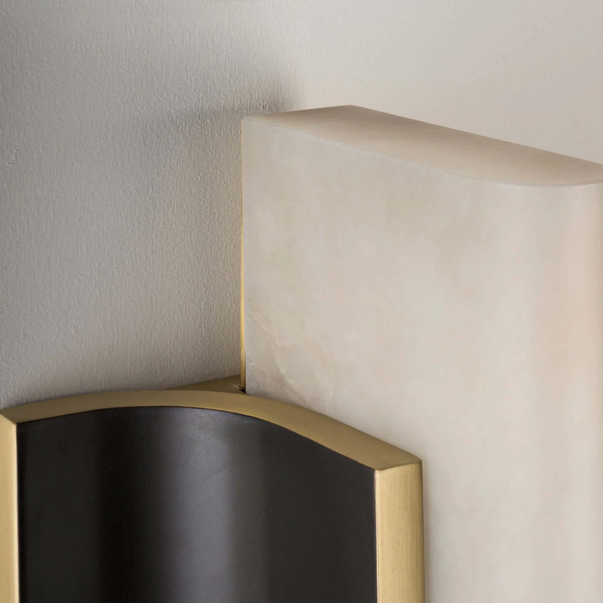 Timide Alabaster Sconce