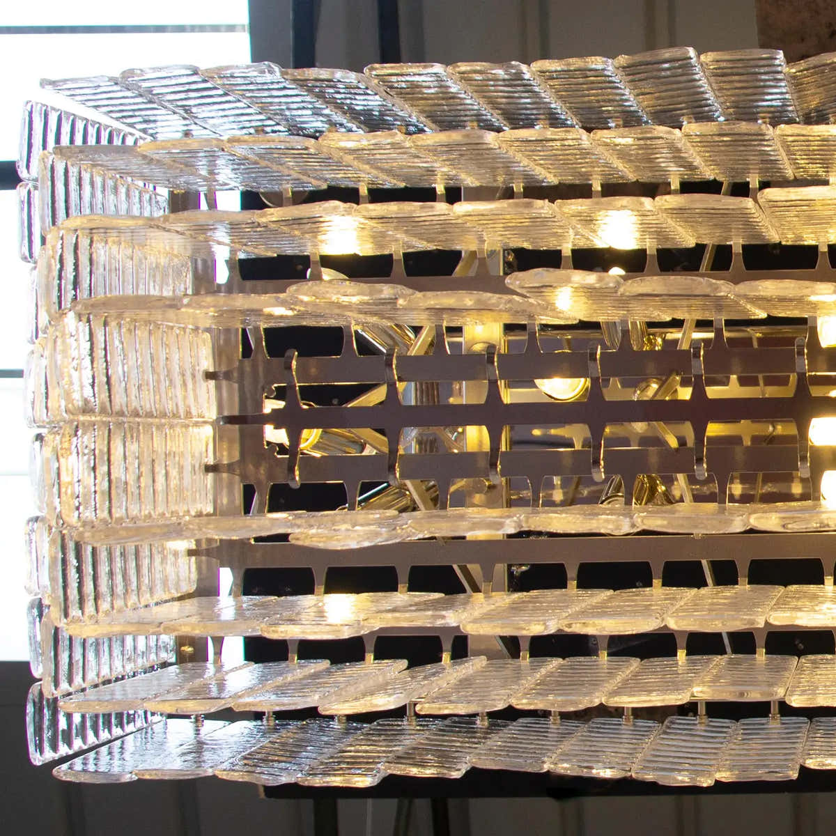 Grande lampadario con listelli vetro di Murano ispirato al mid-century italiano