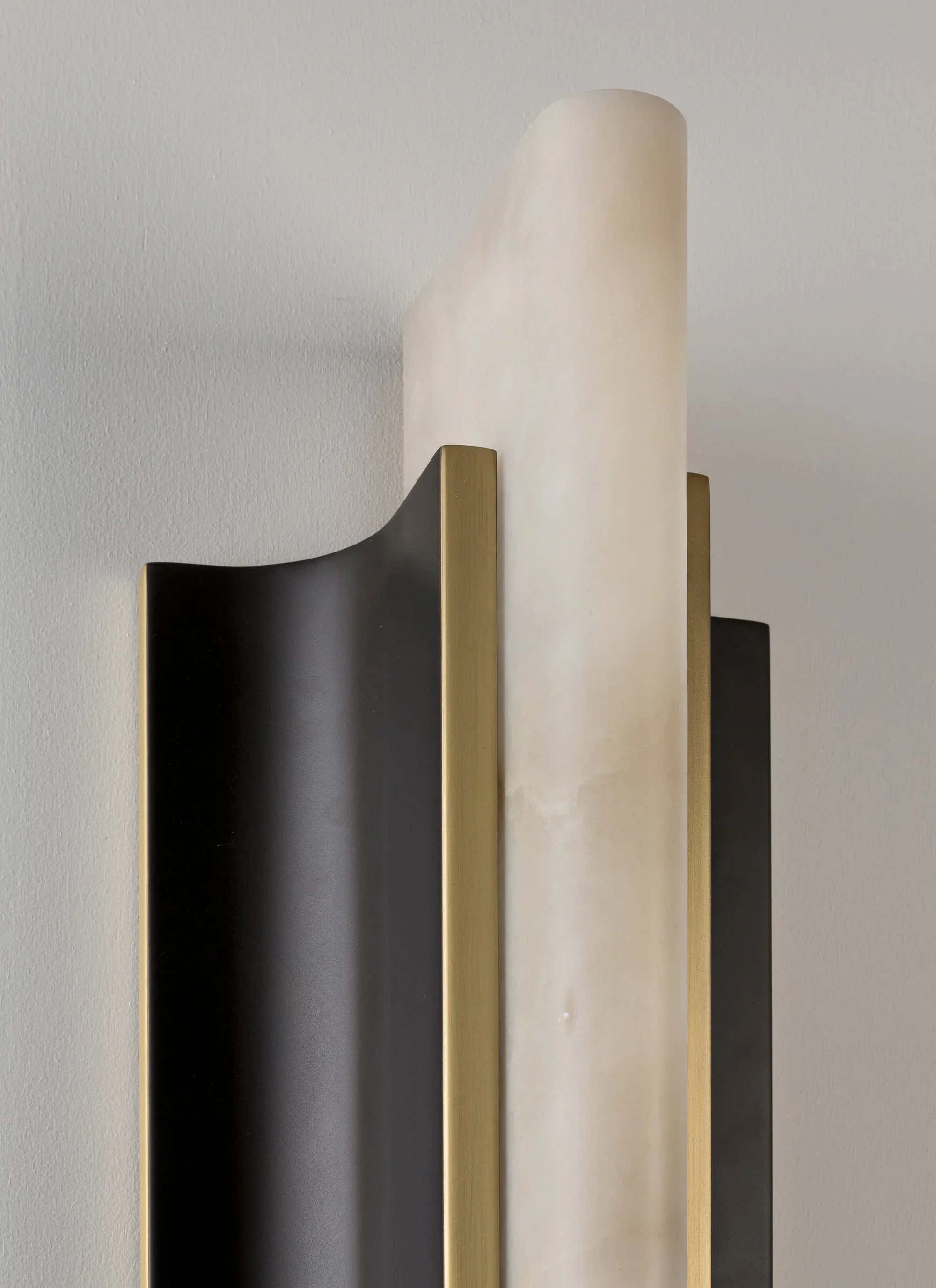Timide Alabaster Sconce