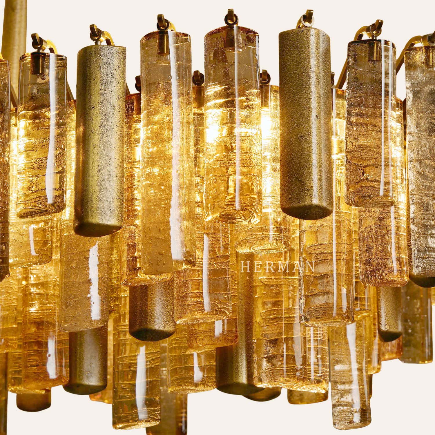 Neve Linear Chandelier
