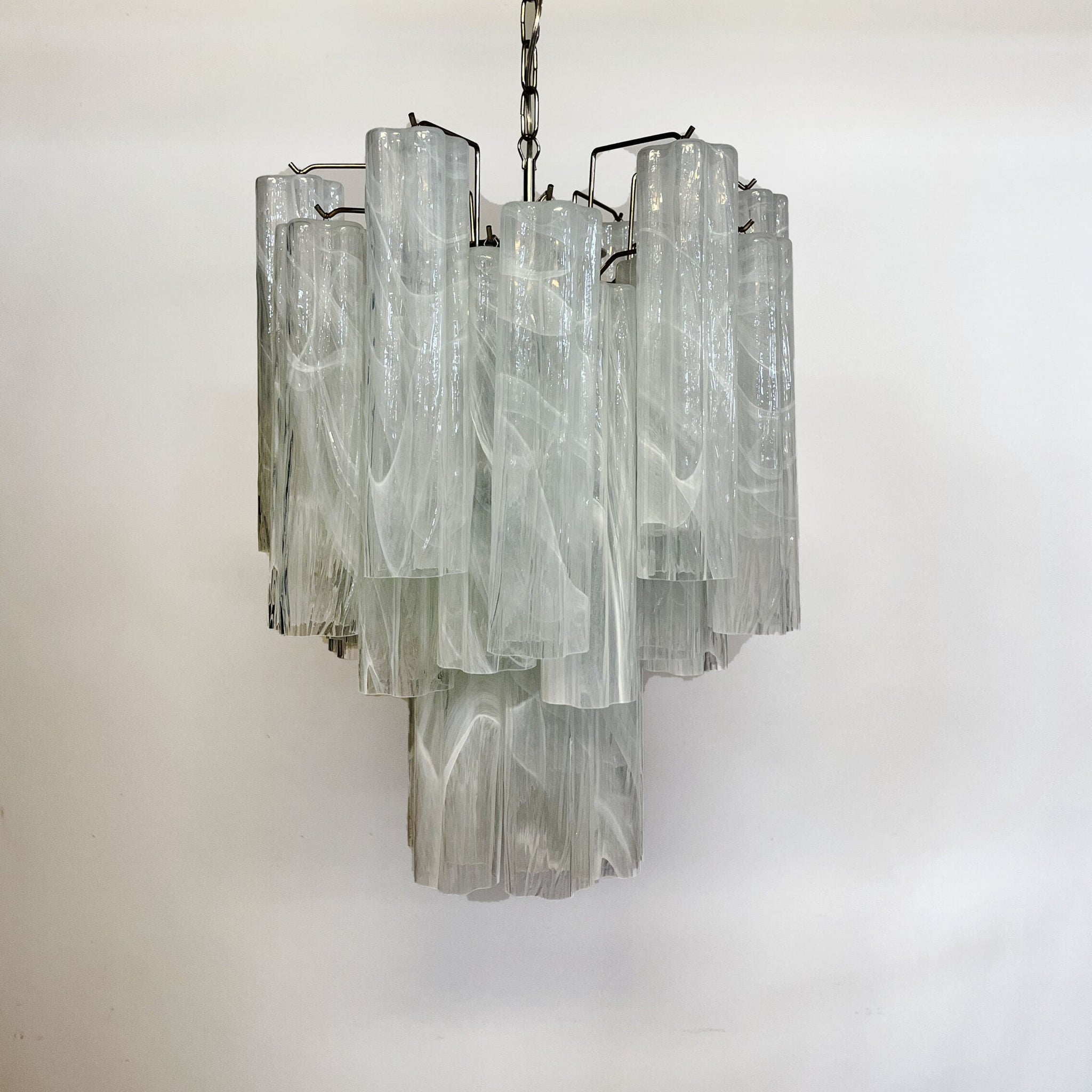 Murano Chandelier – 30 tubes – White Glass Tubes