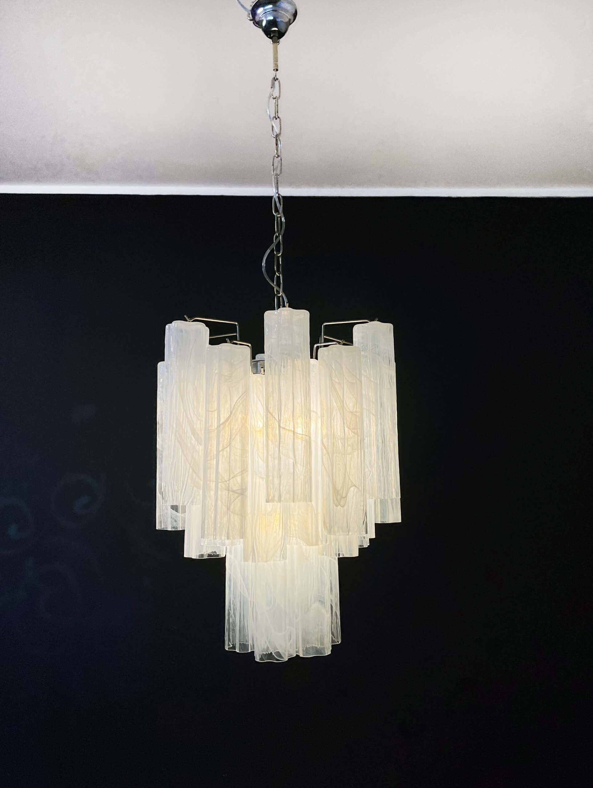 Murano Chandelier – 30 tubes – White Glass Tubes