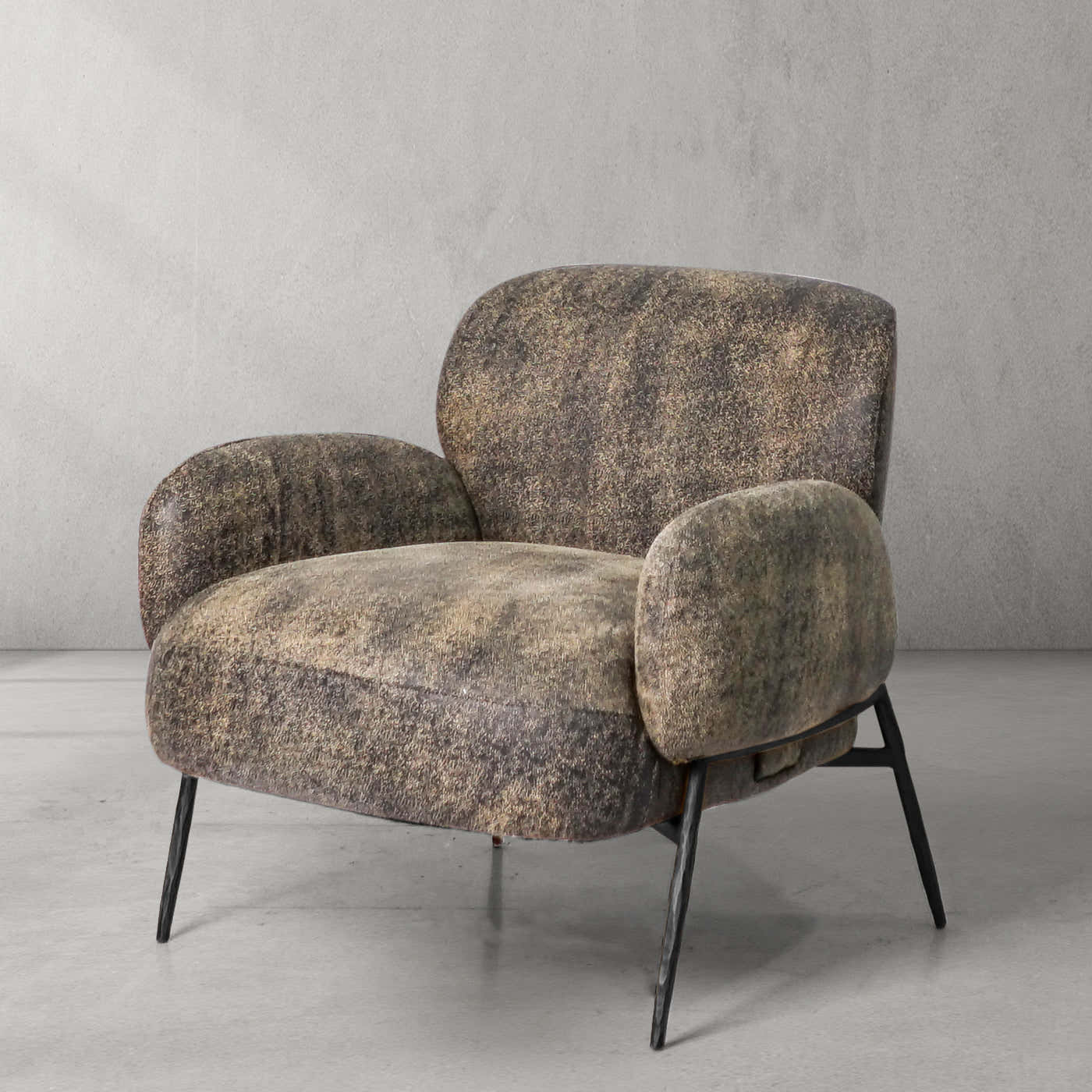 Hand-Forged Metal Vintage Pearl Grain Cowhide Lounge Chair