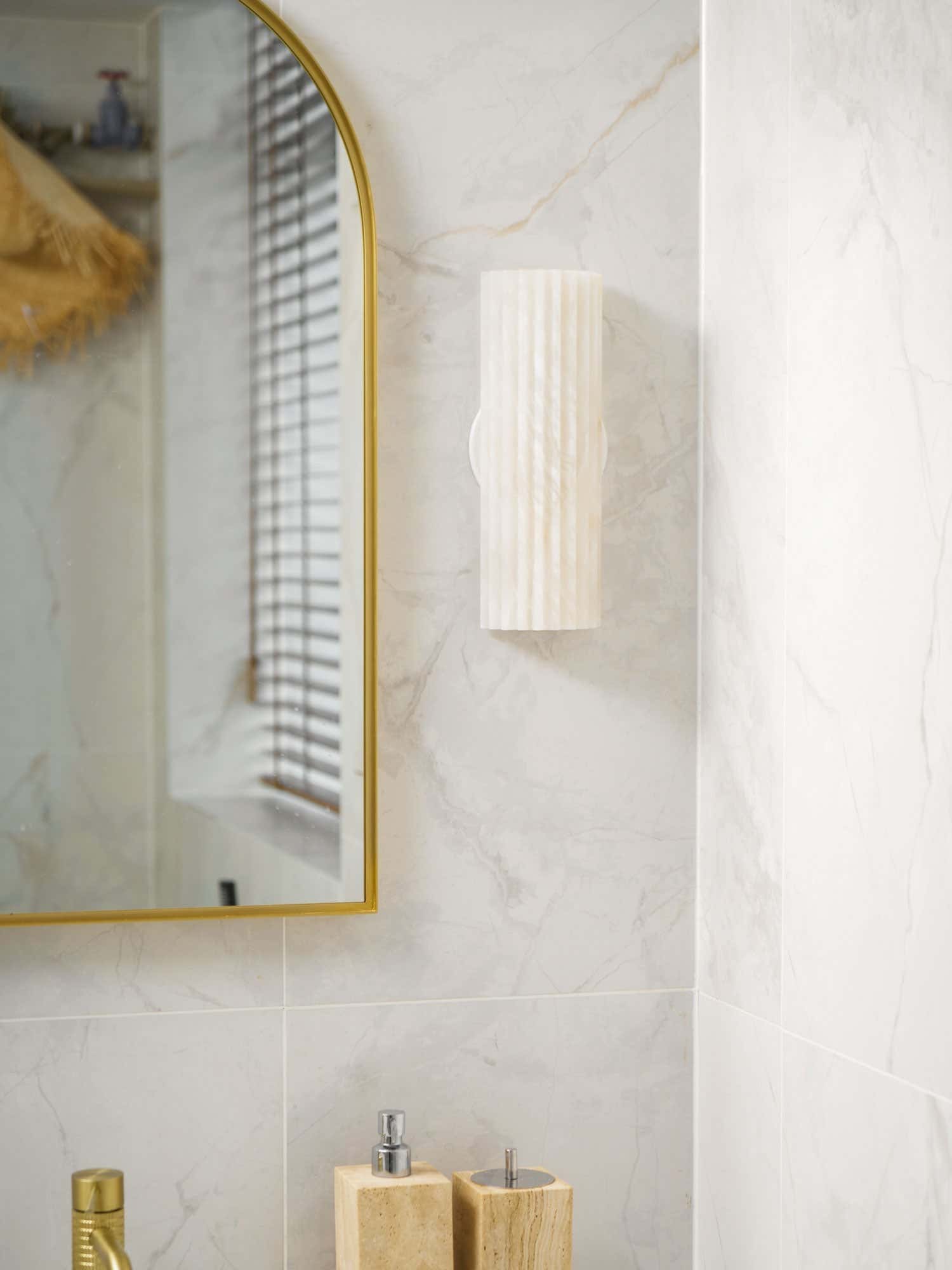 Alvia Alabaster Wall Light