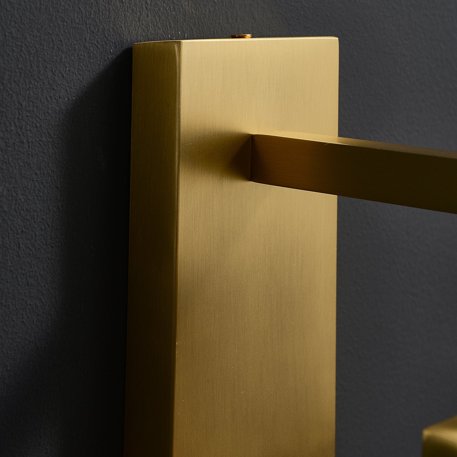 Crek A1 Wall Lamp