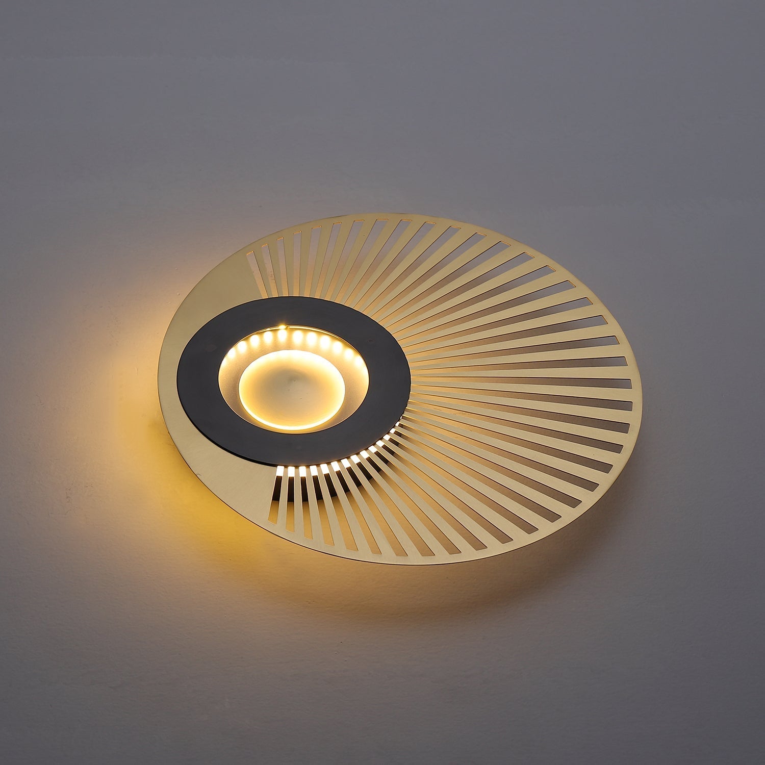 Earth Wall Lamp
