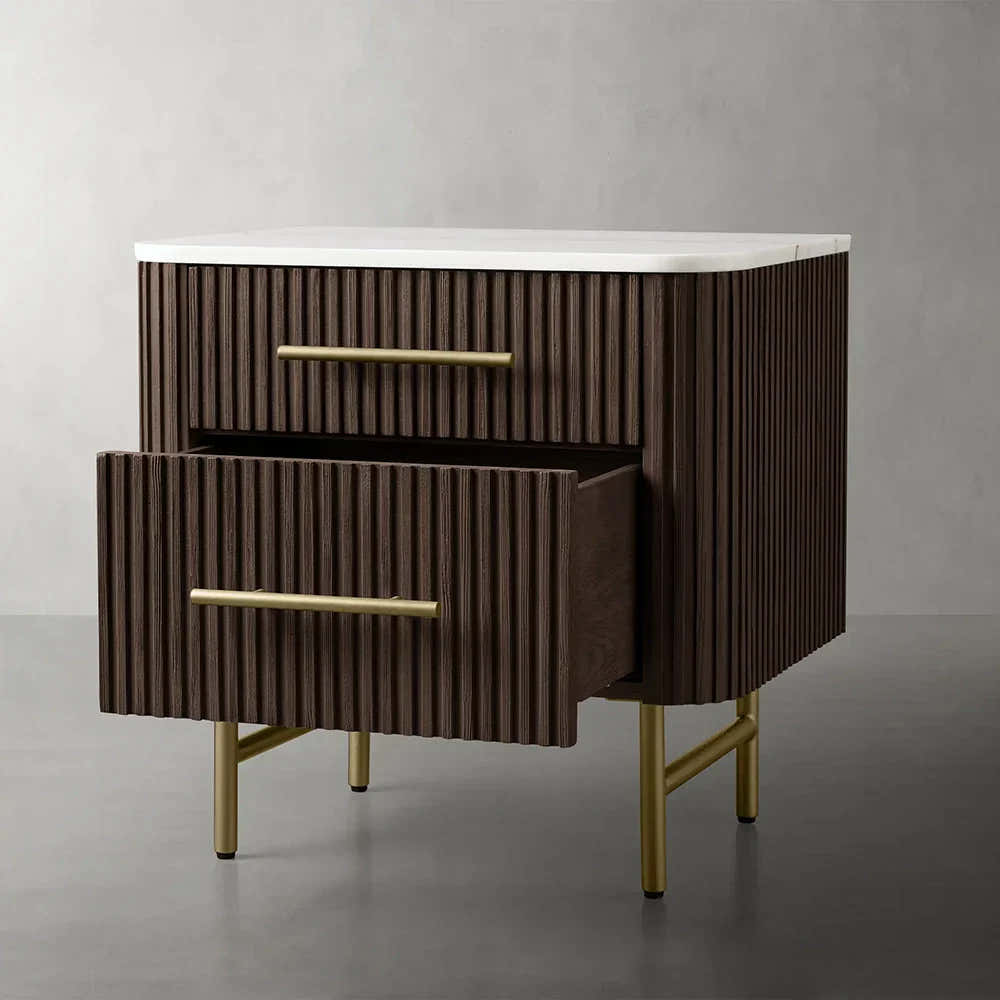 Arden Closed Nightstand in Oak