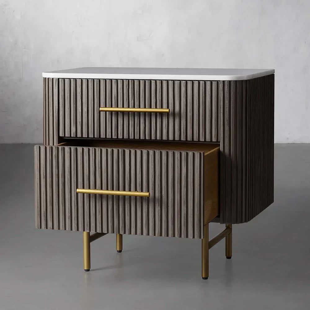 Arden Closed Nightstand in Oak