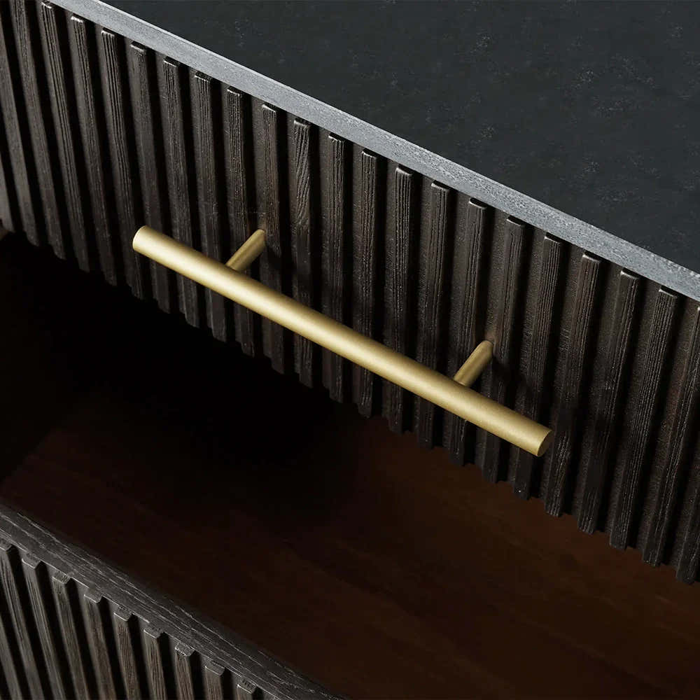 Arden Closed Nightstand in Oak