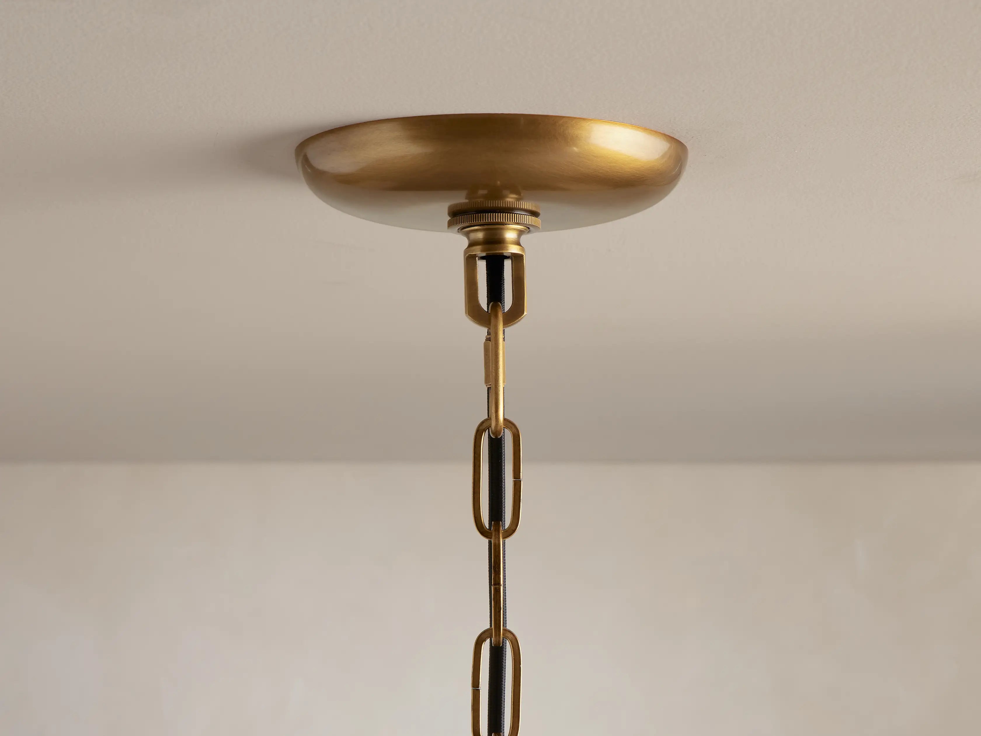 Amor 4-Tier Ghiaccio Glass Round Chandelier 36"