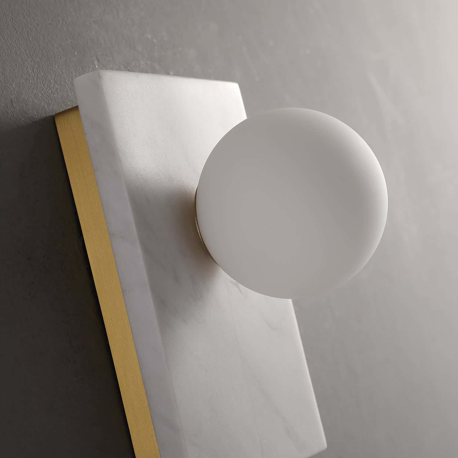 Lan Wall Light
