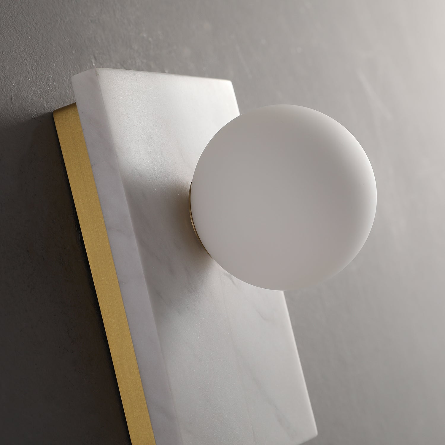 Lan Wall Light