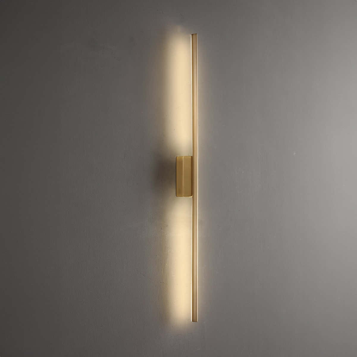 Link Wall Lamp