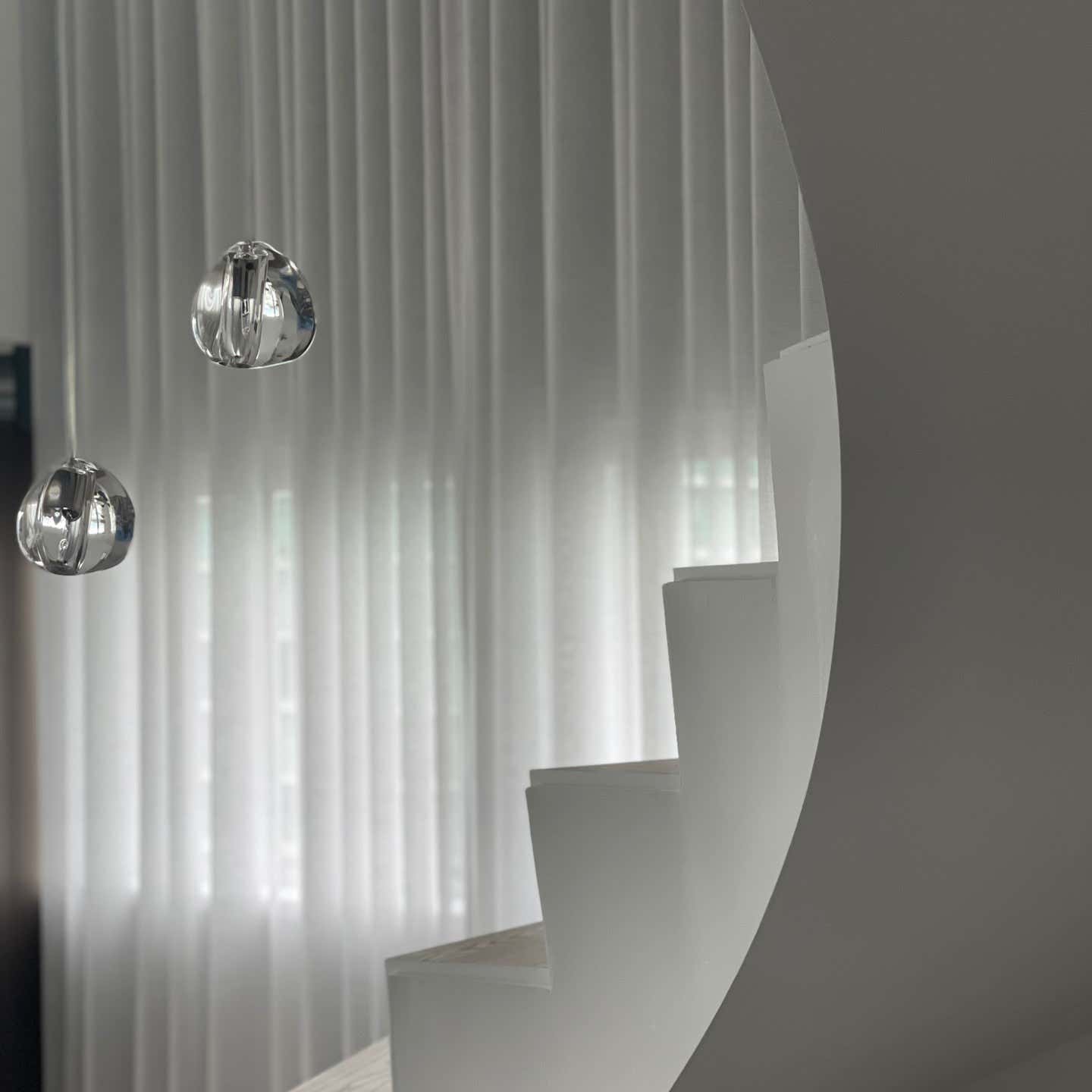 Cherry Crystal Pendant Lamp