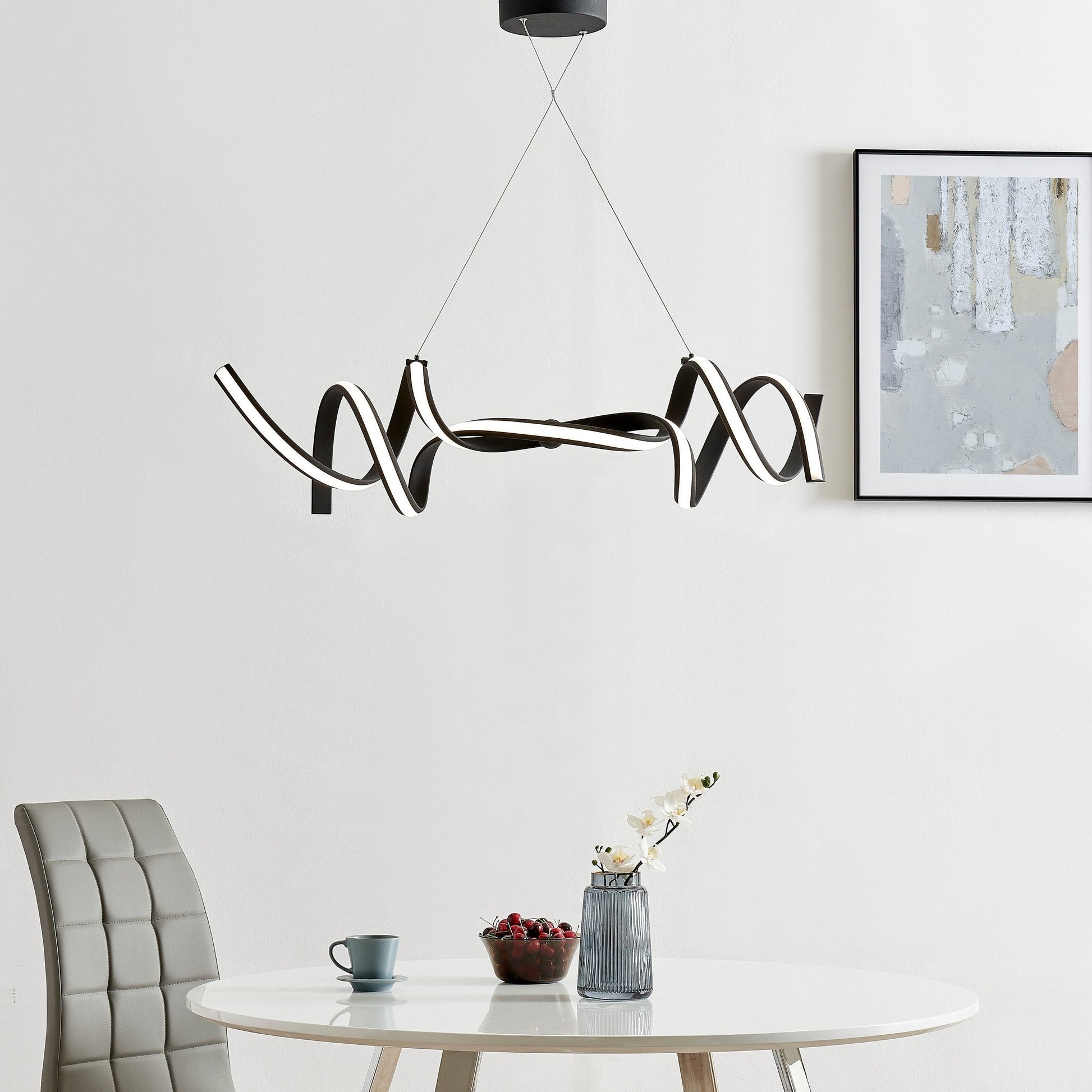 Munich LED Horizontal Chandelier // Black