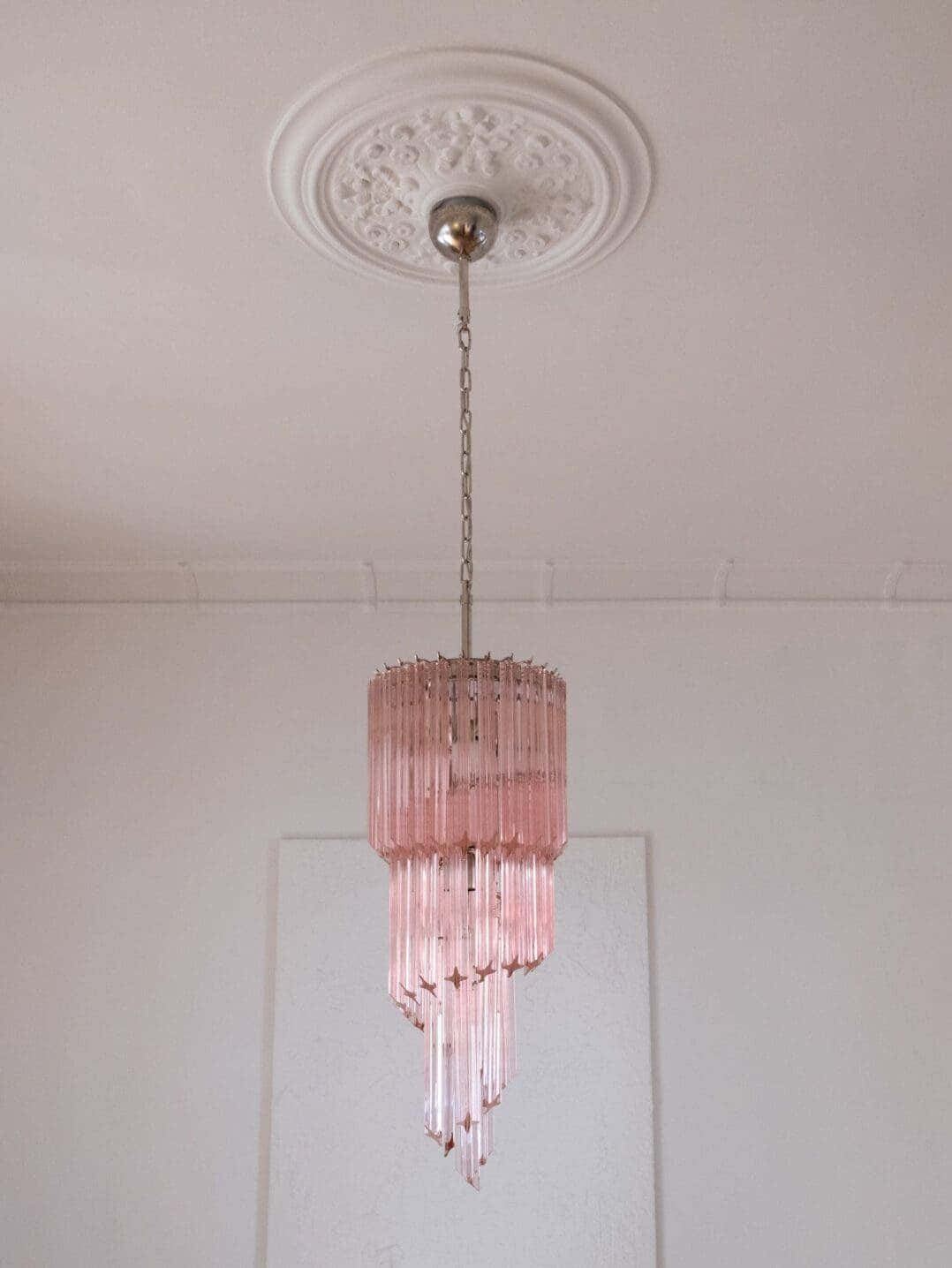 Murano Chandelier – Spiral – 54 prisms – Pink