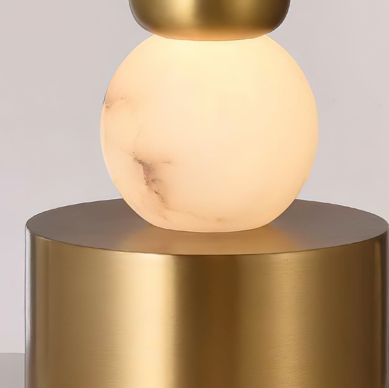 Pearl Xyx Table Lamp