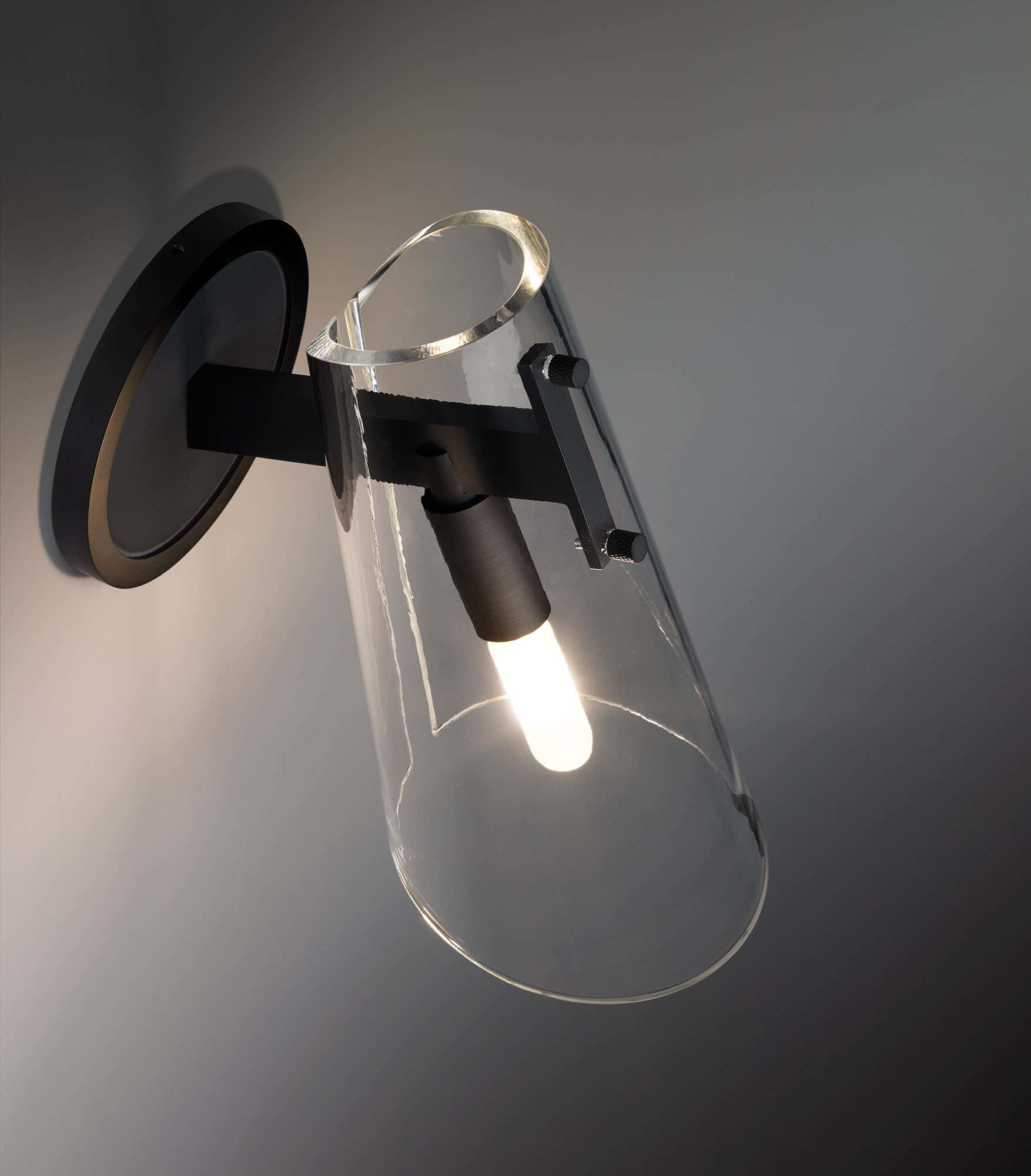 Valette Sconce