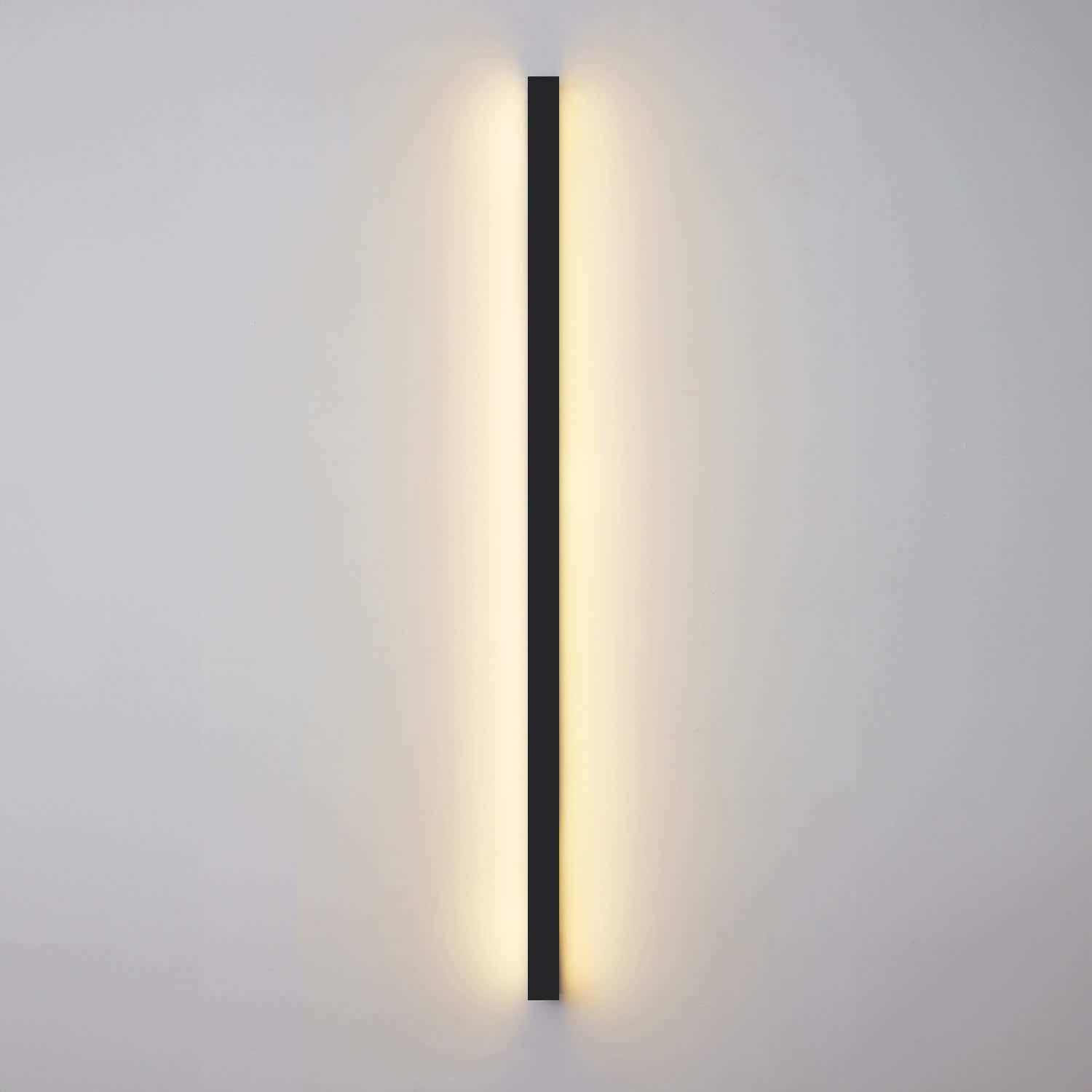 Tratto Wall Light