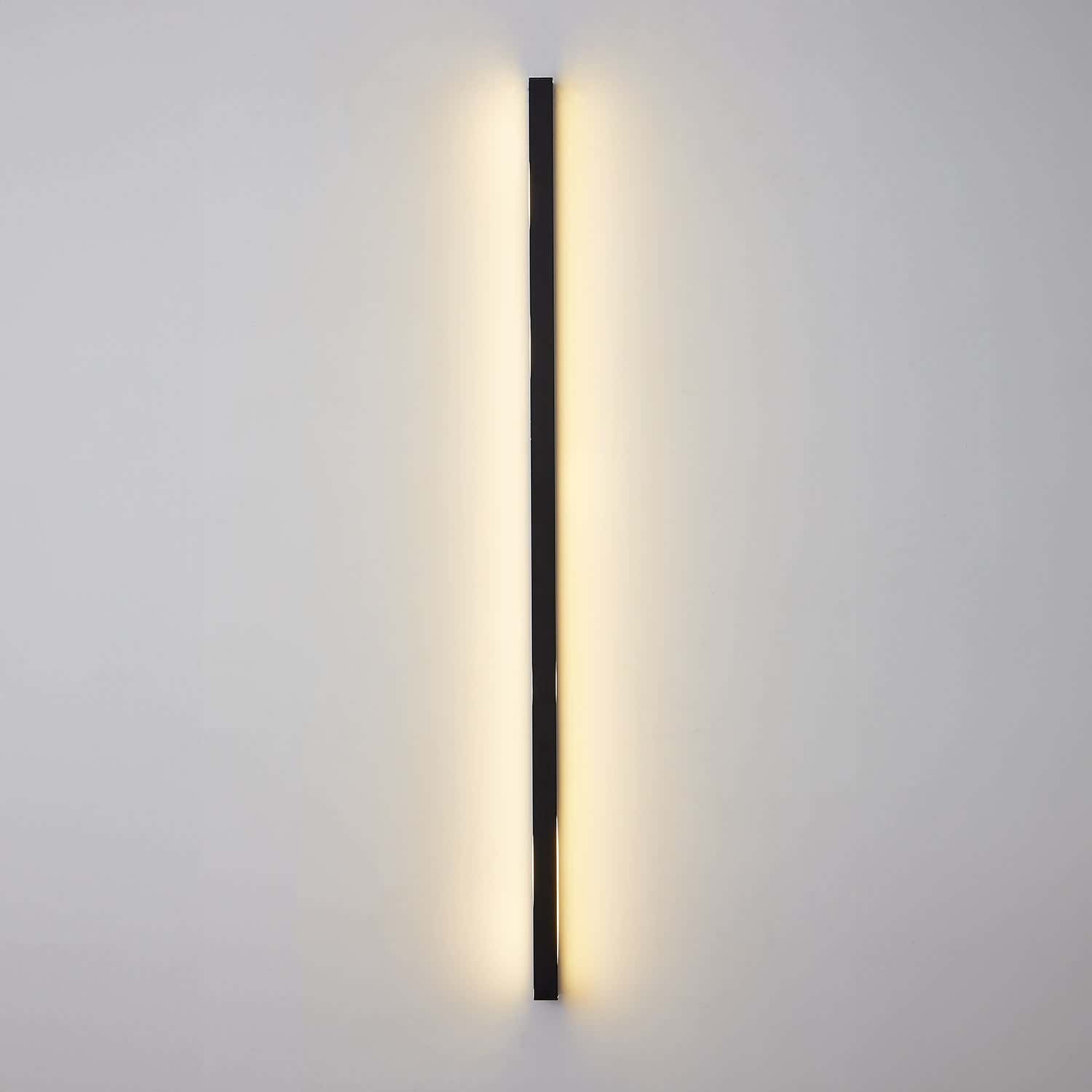 Tratto Wall Light