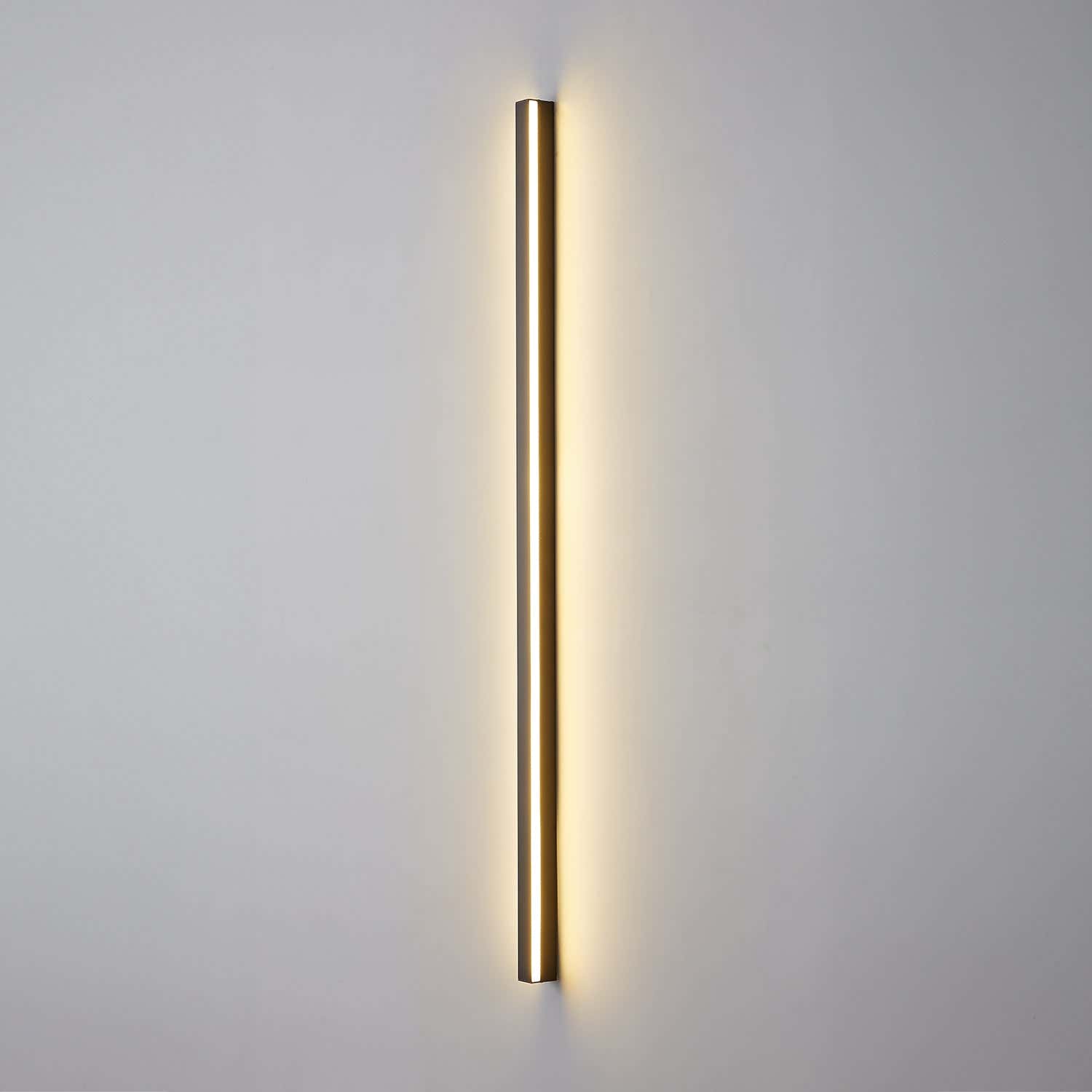 Tratto Wall Light