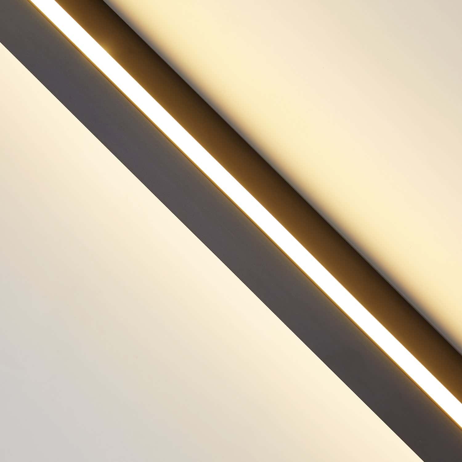 Tratto Wall Light