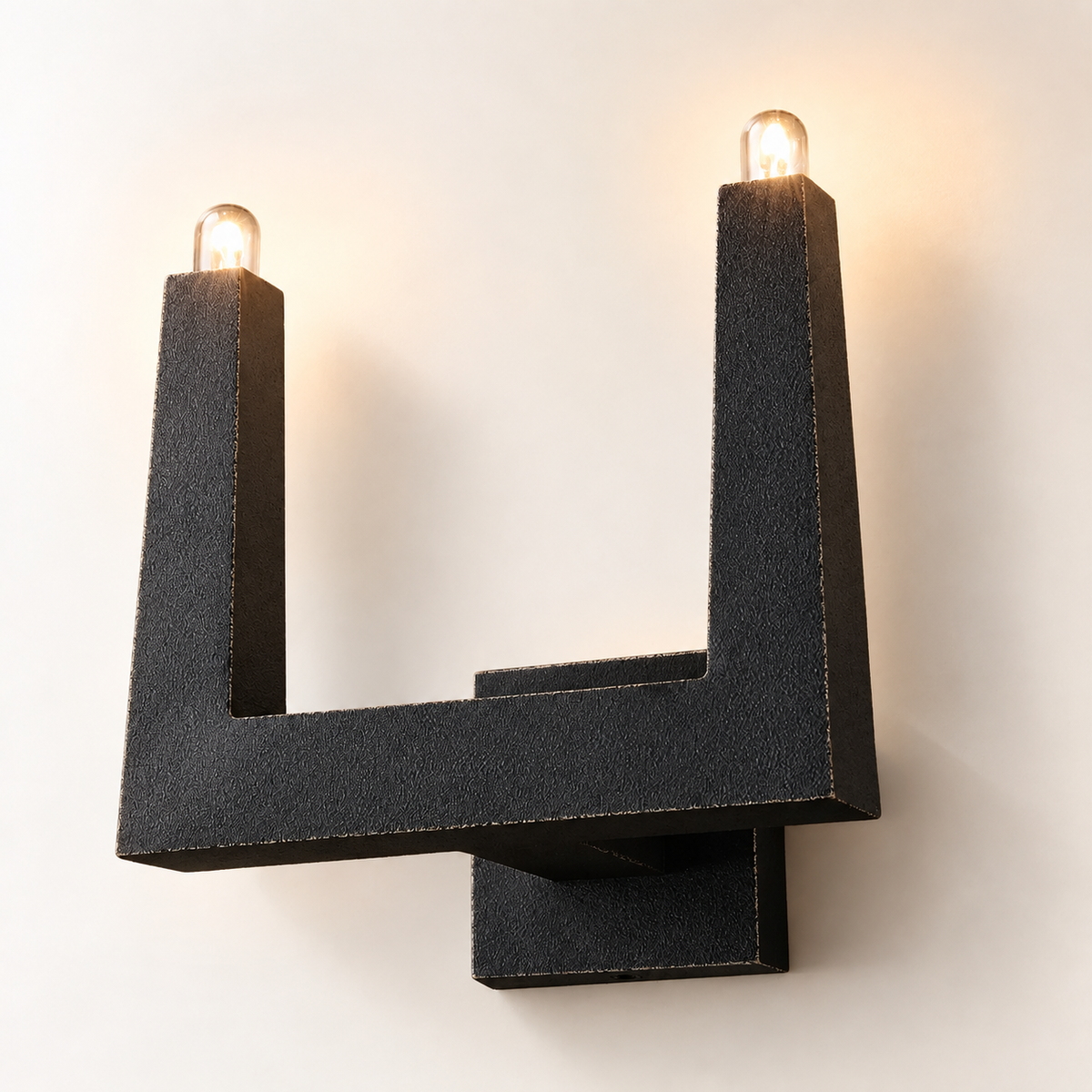 Emmet Sconce