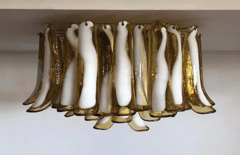 Murano Chandelier – 64 petals – Caramel