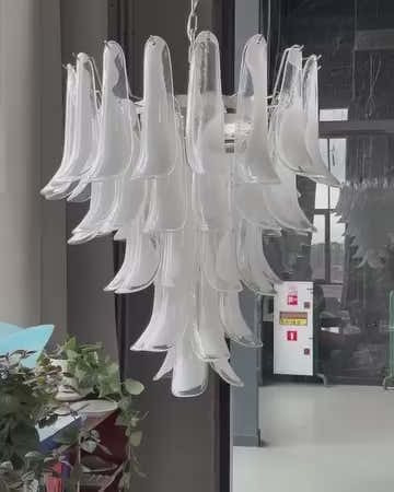 Murano Chandelier – 75 petals – Transparent